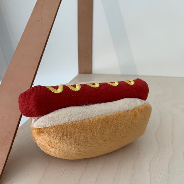 PLAY Classic American Hotdog Dog Toy