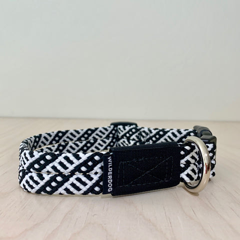 Wilderdog Black & White Adjustable Dog Collar